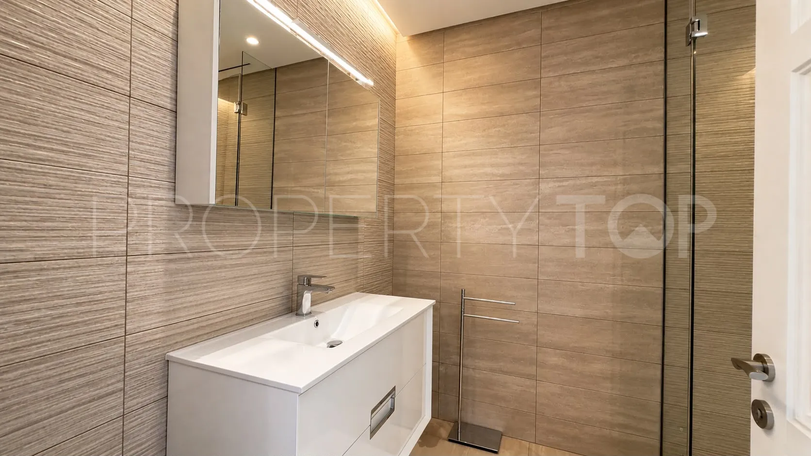 La Reserva de Alcuzcuz, villa en venta de 9 dormitorios