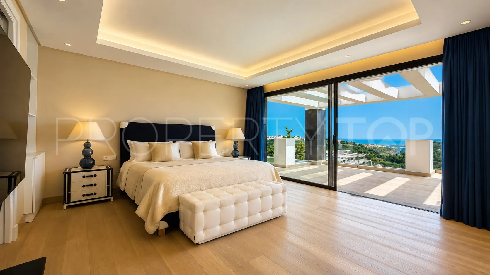 La Reserva de Alcuzcuz, villa en venta de 9 dormitorios