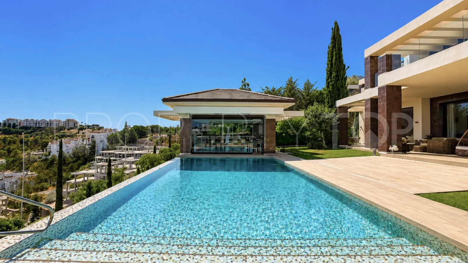La Reserva de Alcuzcuz, villa en venta de 9 dormitorios