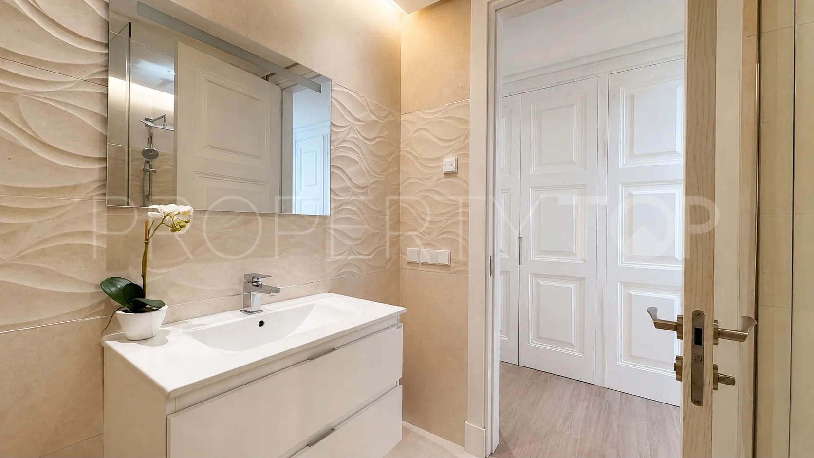 La Reserva de Alcuzcuz, villa en venta de 9 dormitorios
