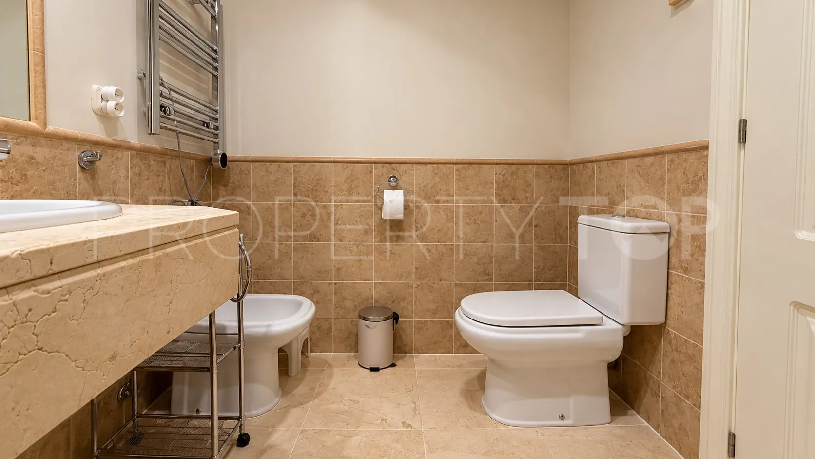 Benatalaya, apartamento planta baja de 2 dormitorios en venta