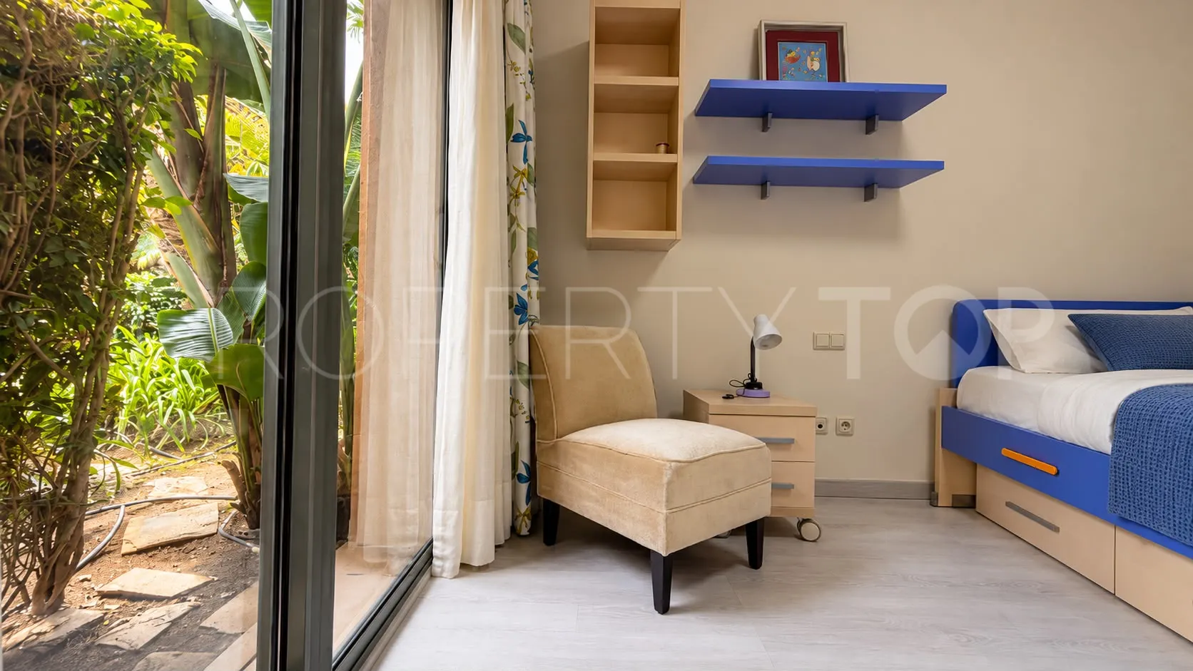 Benatalaya, apartamento planta baja de 2 dormitorios en venta