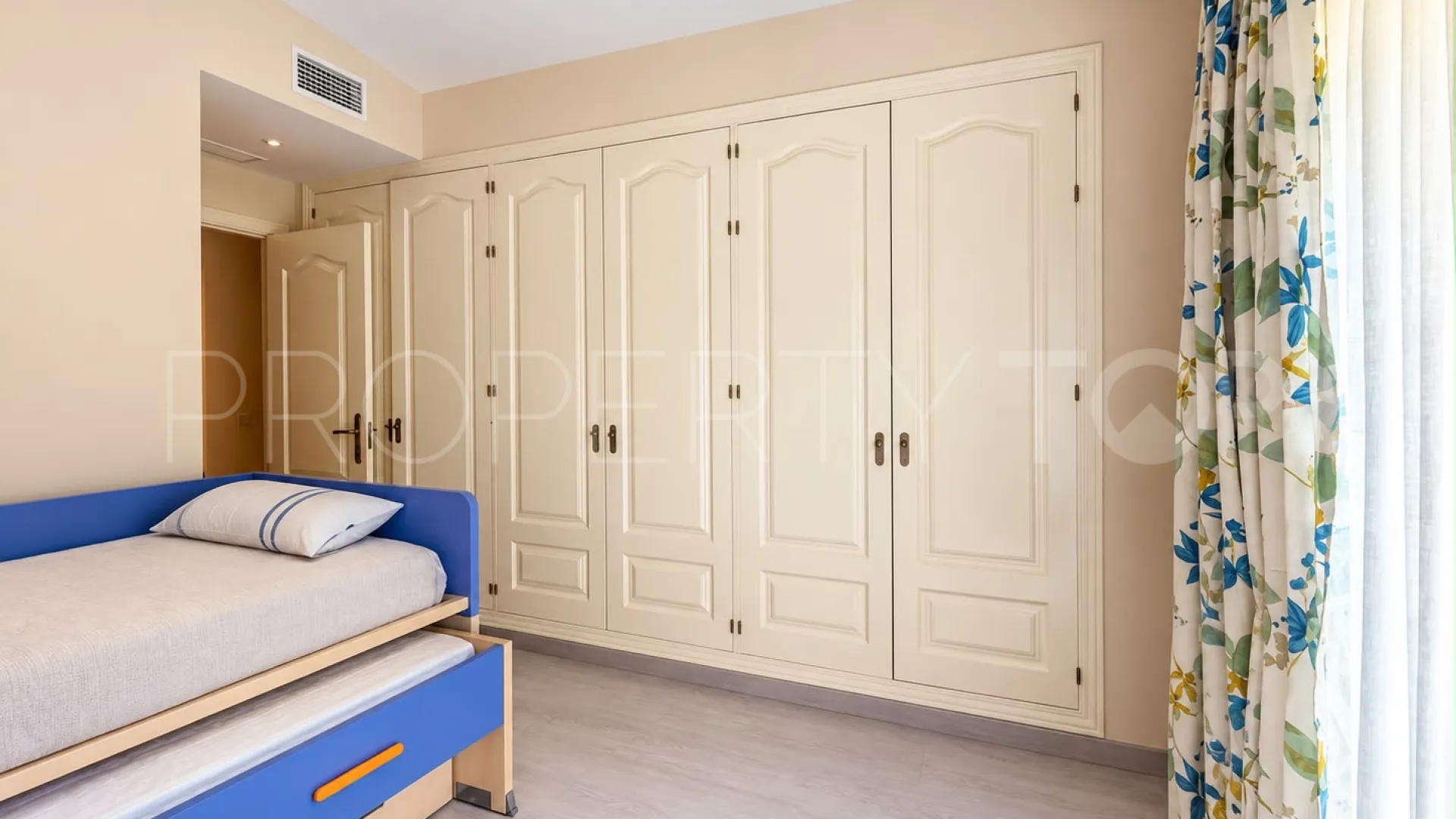 Benatalaya, apartamento planta baja de 2 dormitorios en venta