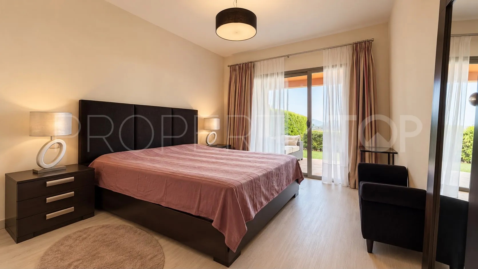 Benatalaya, apartamento planta baja de 2 dormitorios en venta