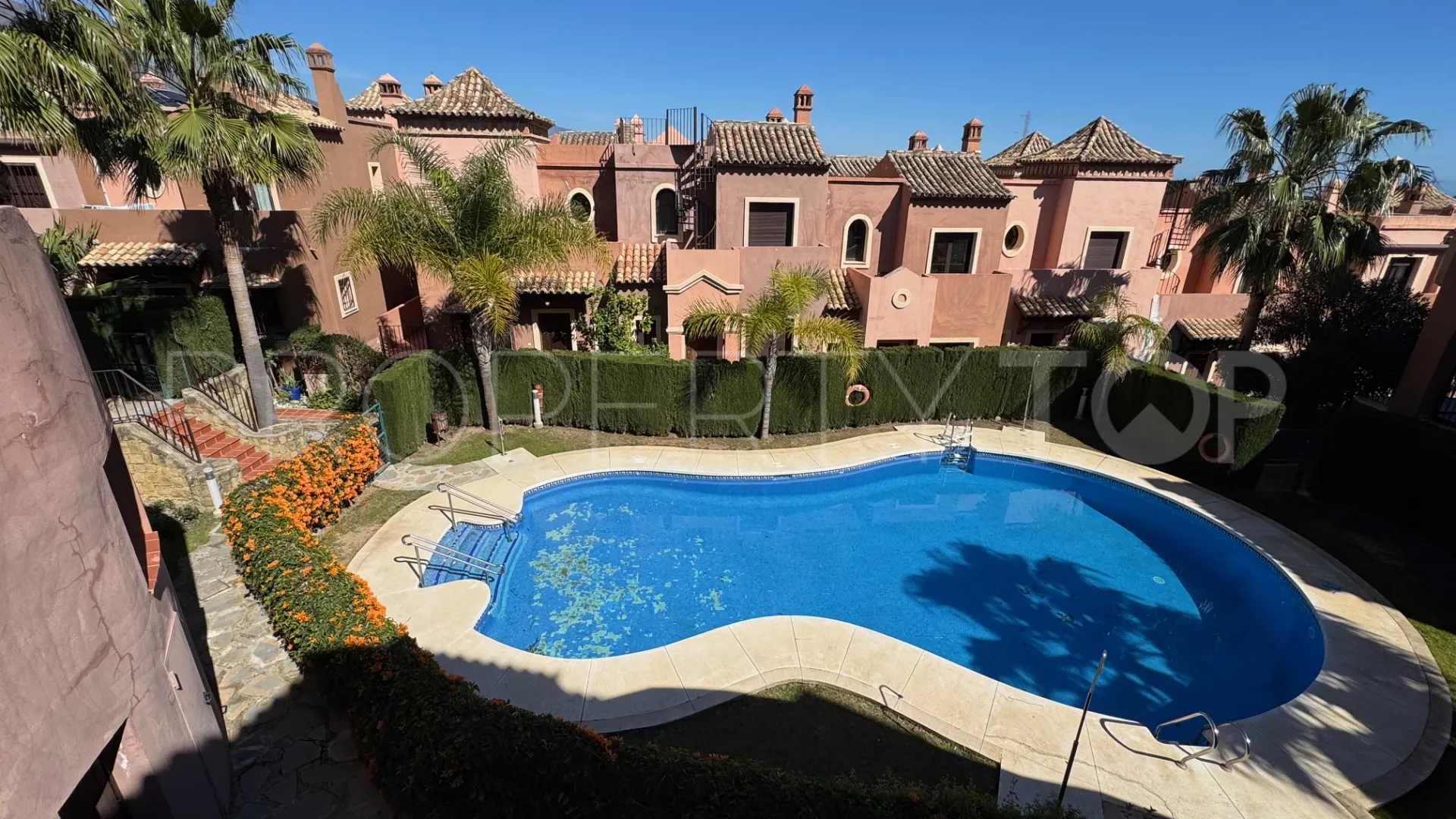 Adosado en venta en Estepona