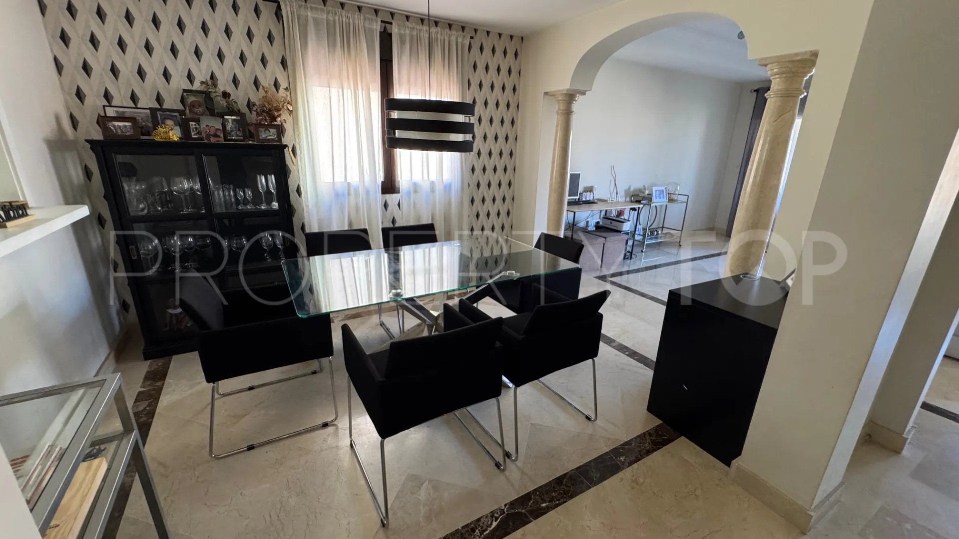 Adosado en venta en Estepona