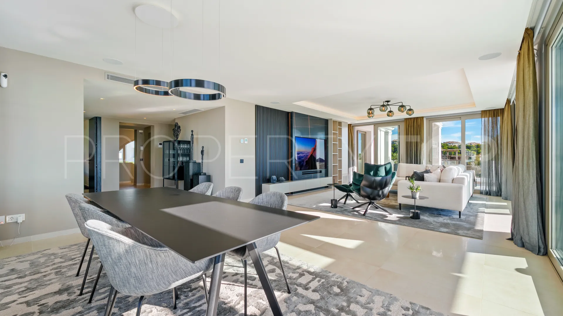 Aloha, atico duplex en venta