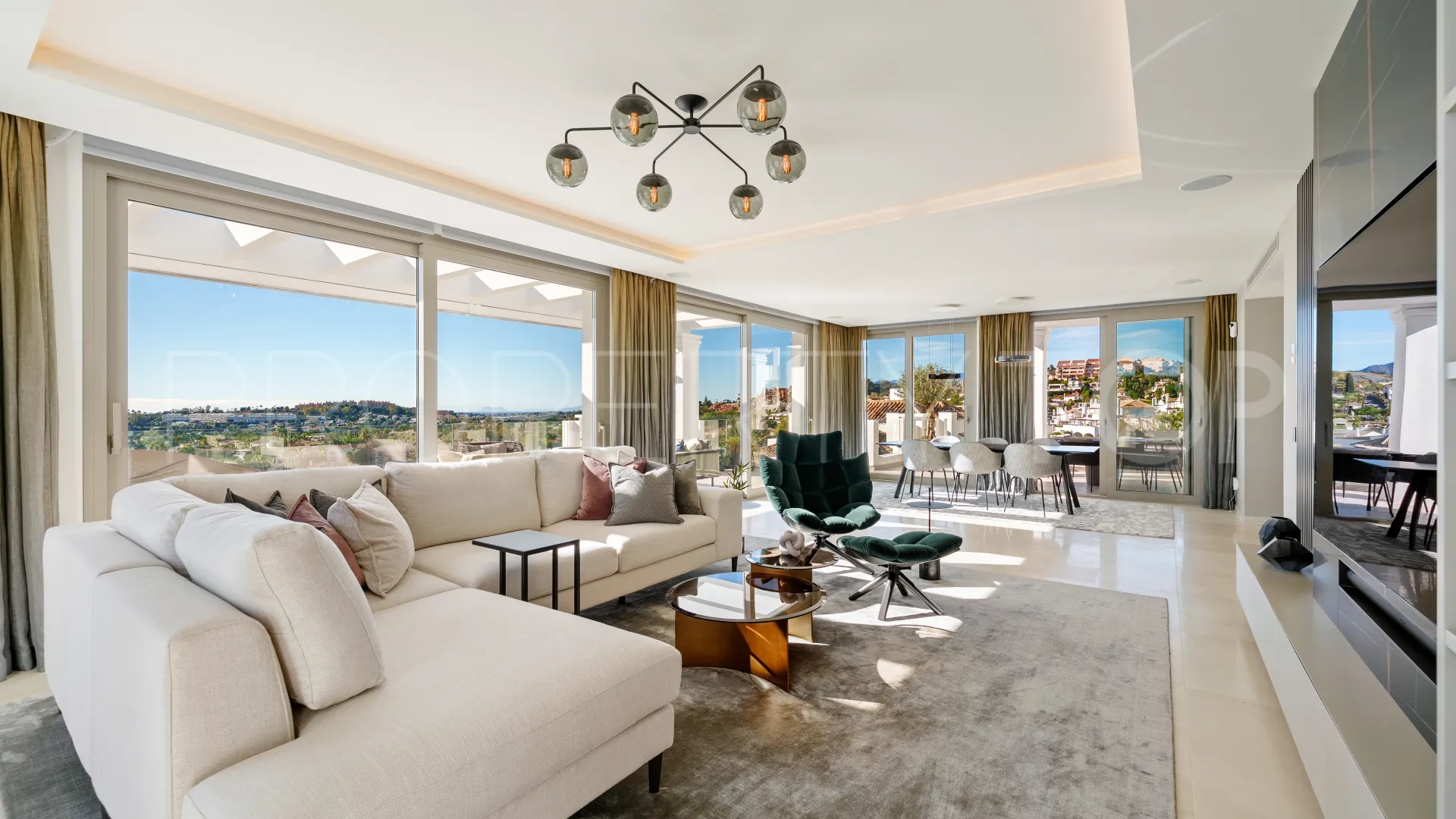 Aloha, atico duplex en venta