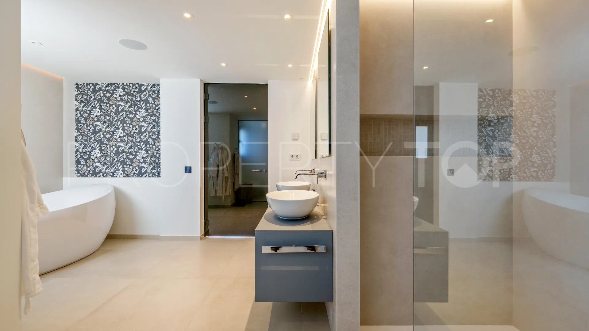 Aloha, atico duplex en venta