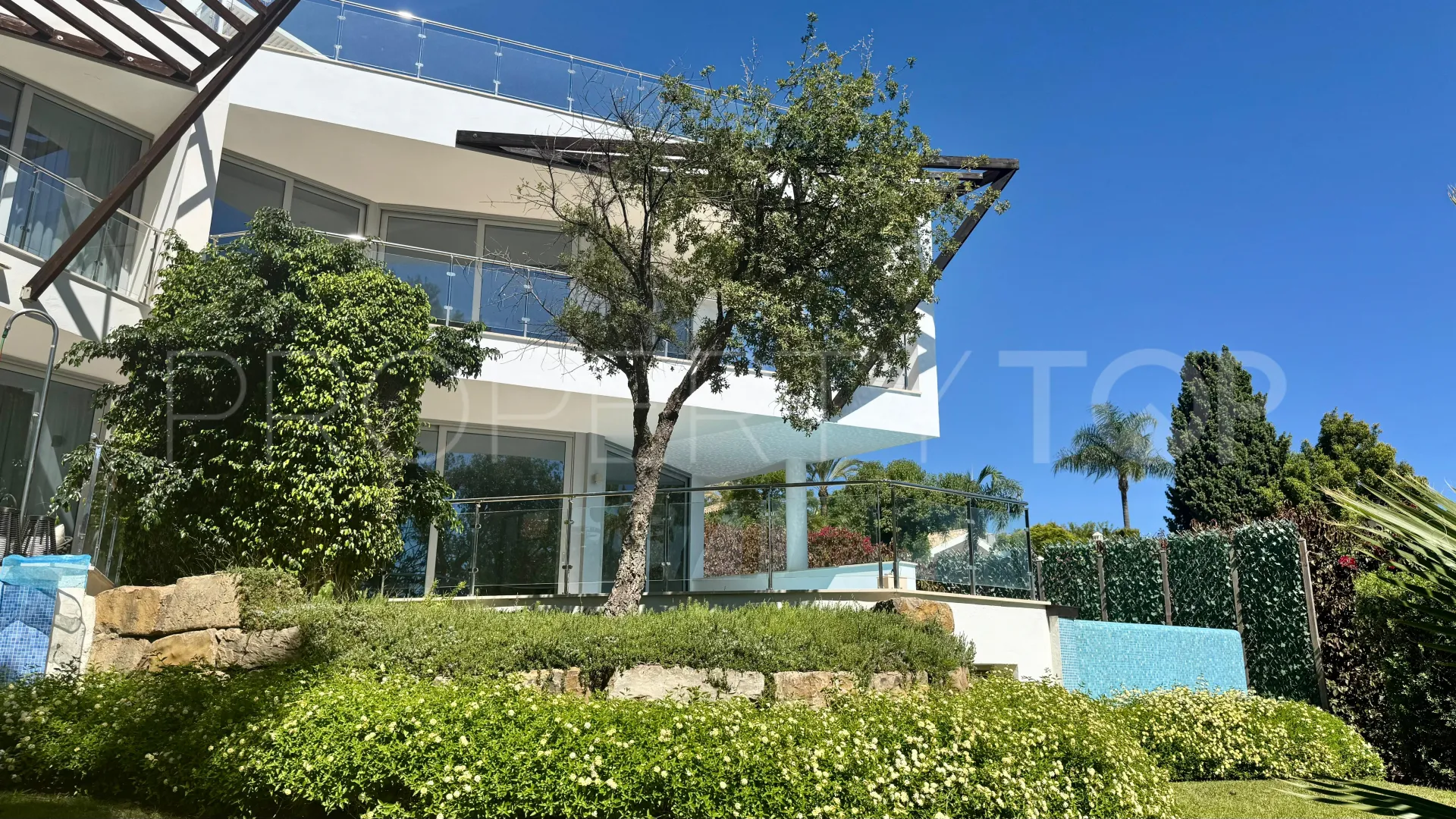 Villa pareada con 4 dormitorios en venta en Meisho Hills