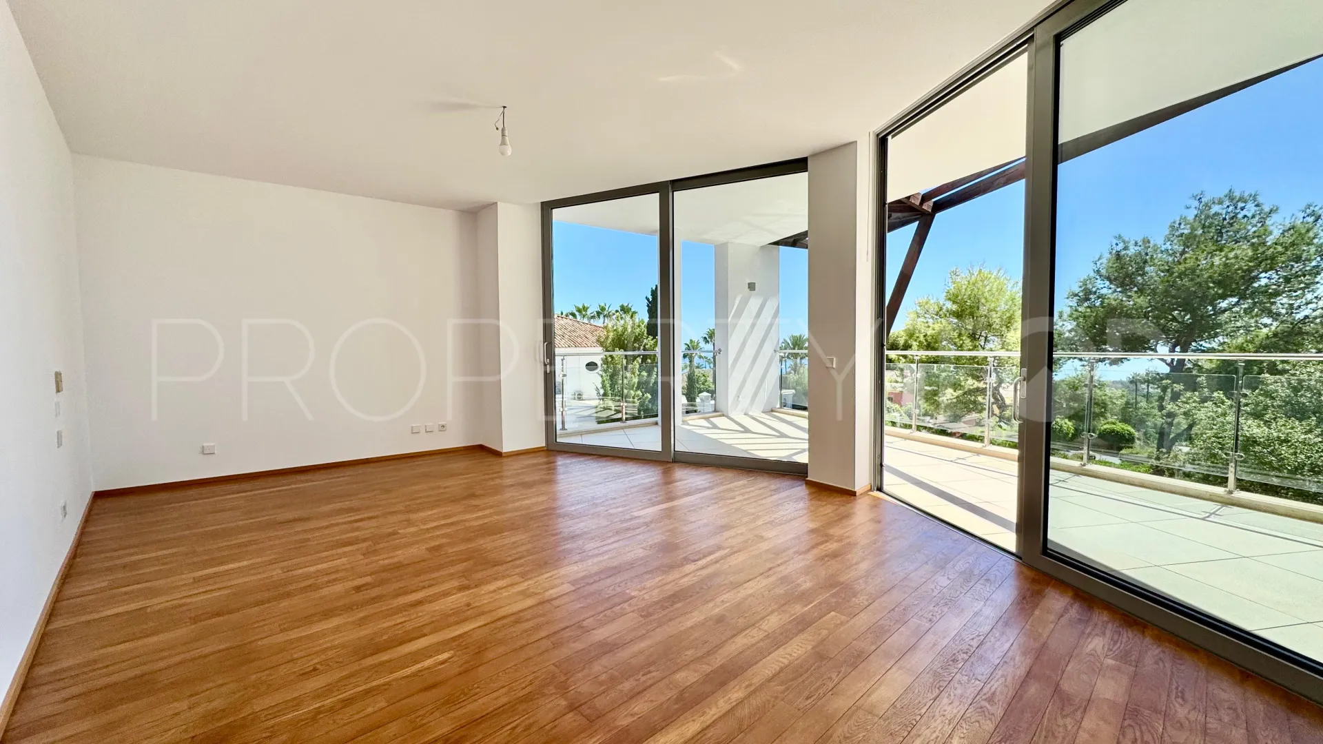 Villa pareada con 4 dormitorios en venta en Meisho Hills