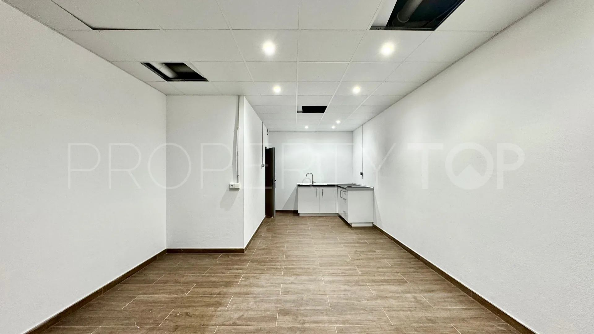 Villa pareada con 4 dormitorios en venta en Meisho Hills