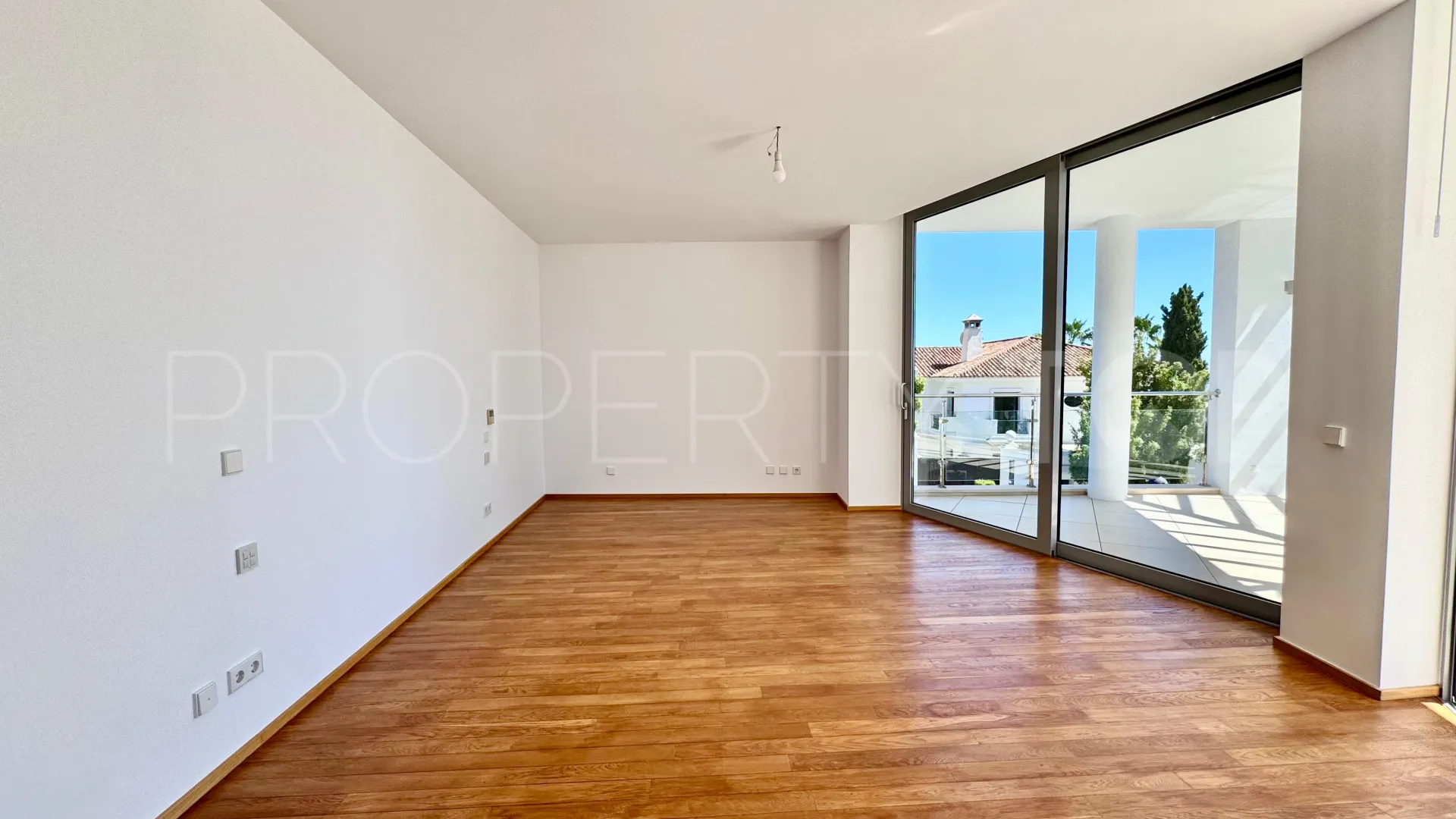 Villa pareada con 4 dormitorios en venta en Meisho Hills
