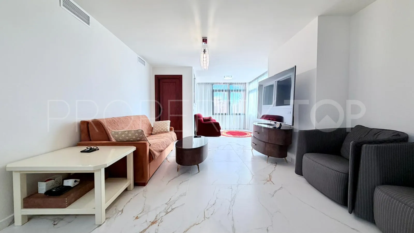 Se vende apartamento con 2 dormitorios en Nueva Andalucia