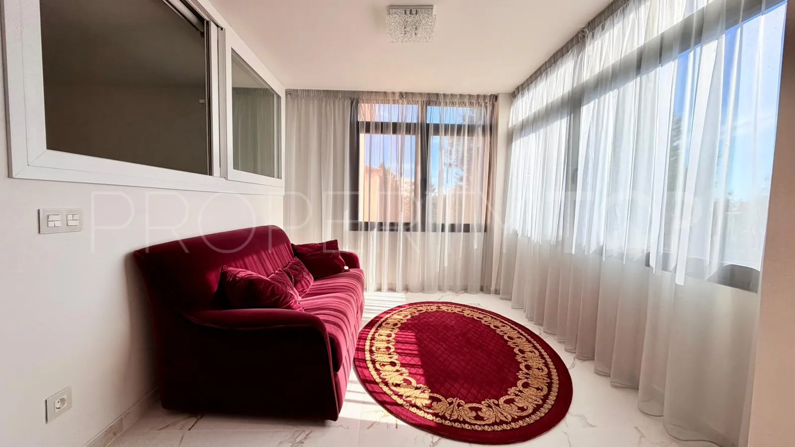 Se vende apartamento con 2 dormitorios en Nueva Andalucia