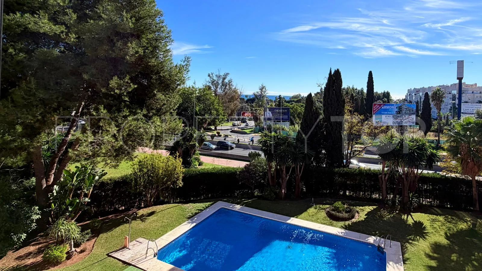 Se vende apartamento con 2 dormitorios en Nueva Andalucia