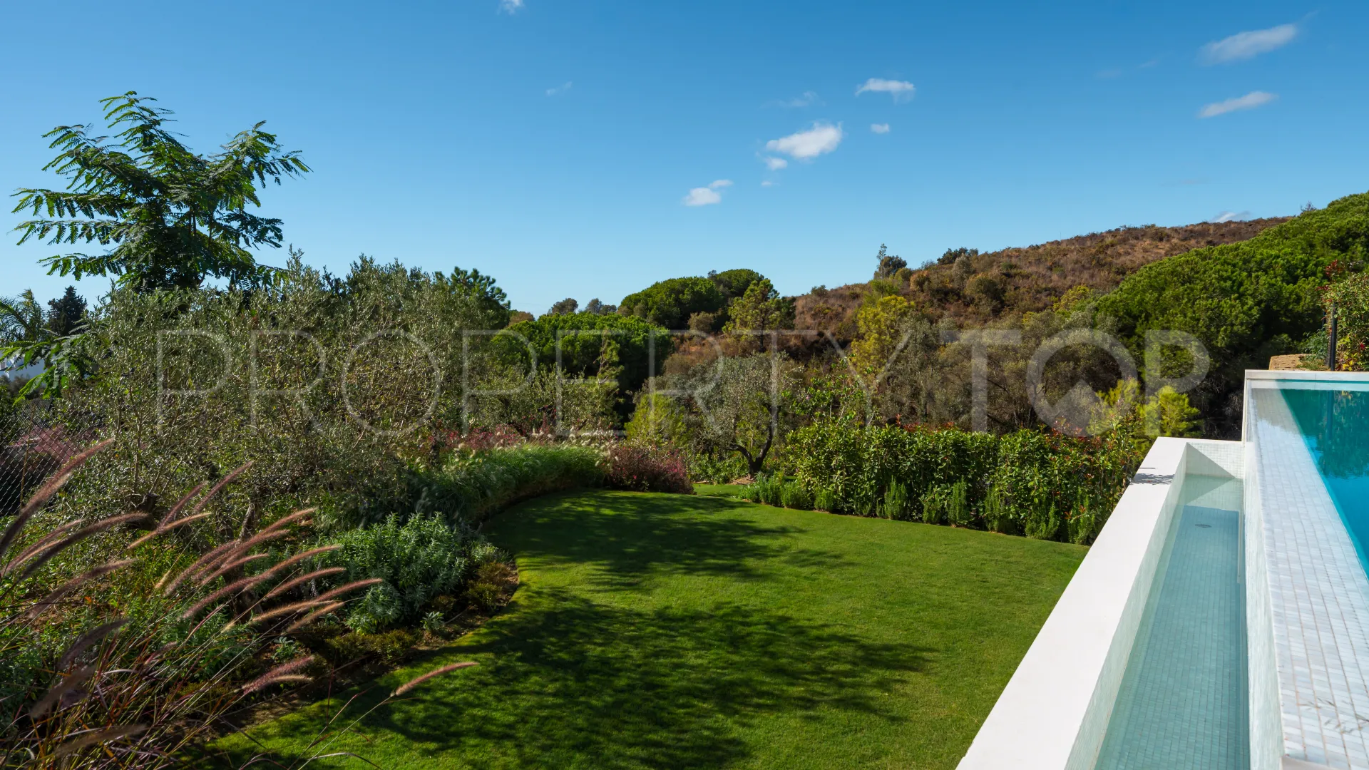 Marbella Hill Club, villa de 5 dormitorios a la venta