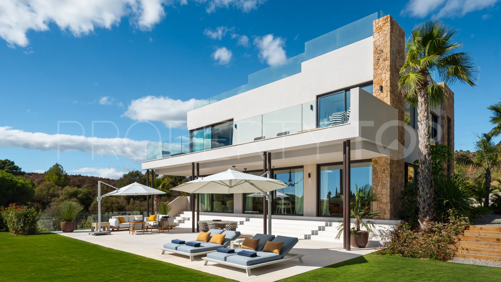 Marbella Hill Club, villa de 5 dormitorios a la venta