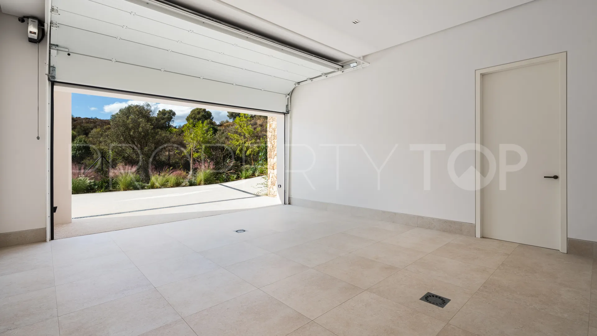 Marbella Hill Club, villa de 5 dormitorios a la venta