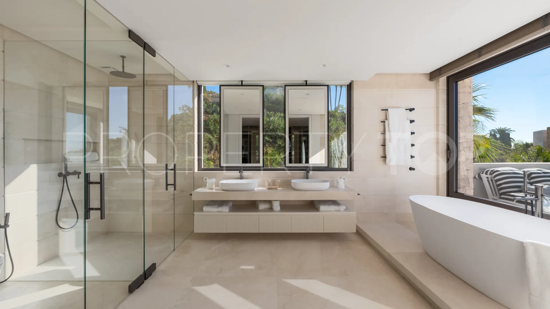Marbella Hill Club, villa de 5 dormitorios a la venta