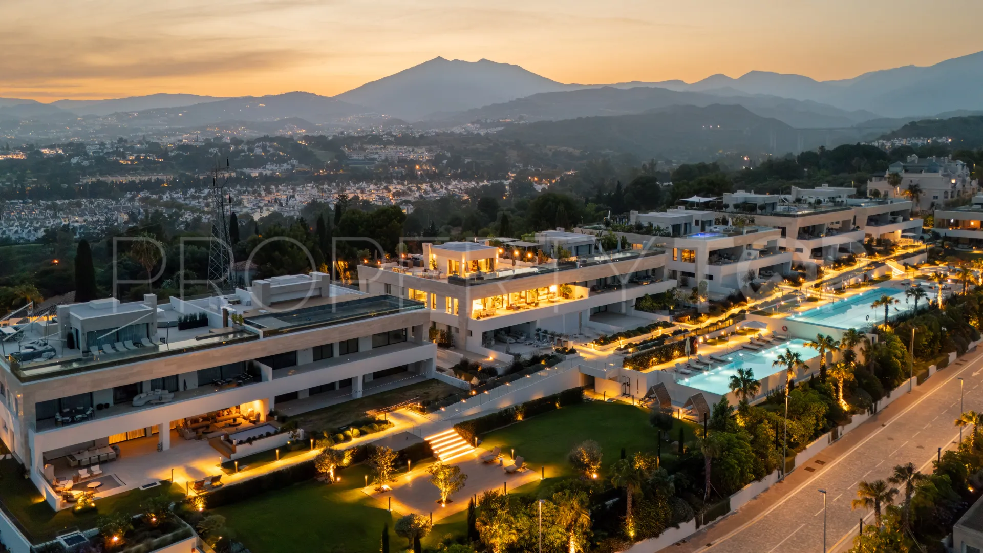 Sierra Blanca, villa con 4 dormitorios en venta
