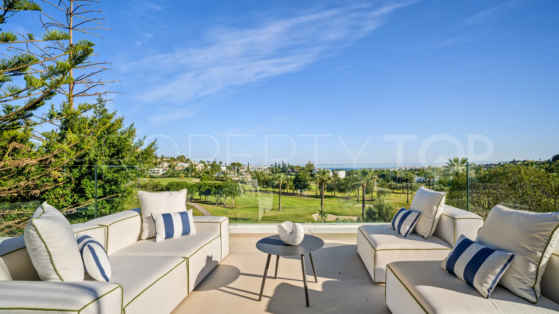 Villa for sale in Los Naranjos