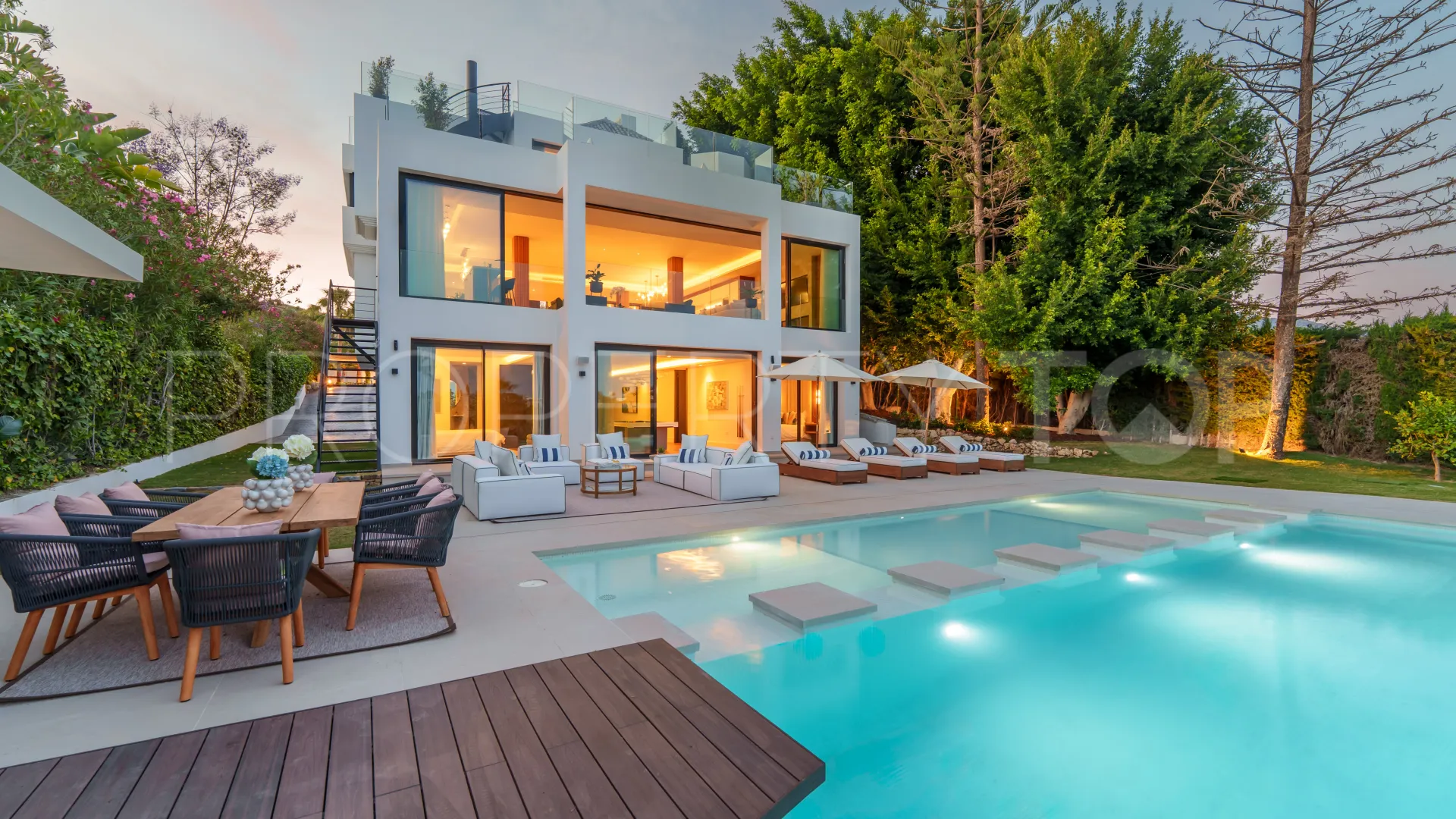 Villa for sale in Los Naranjos