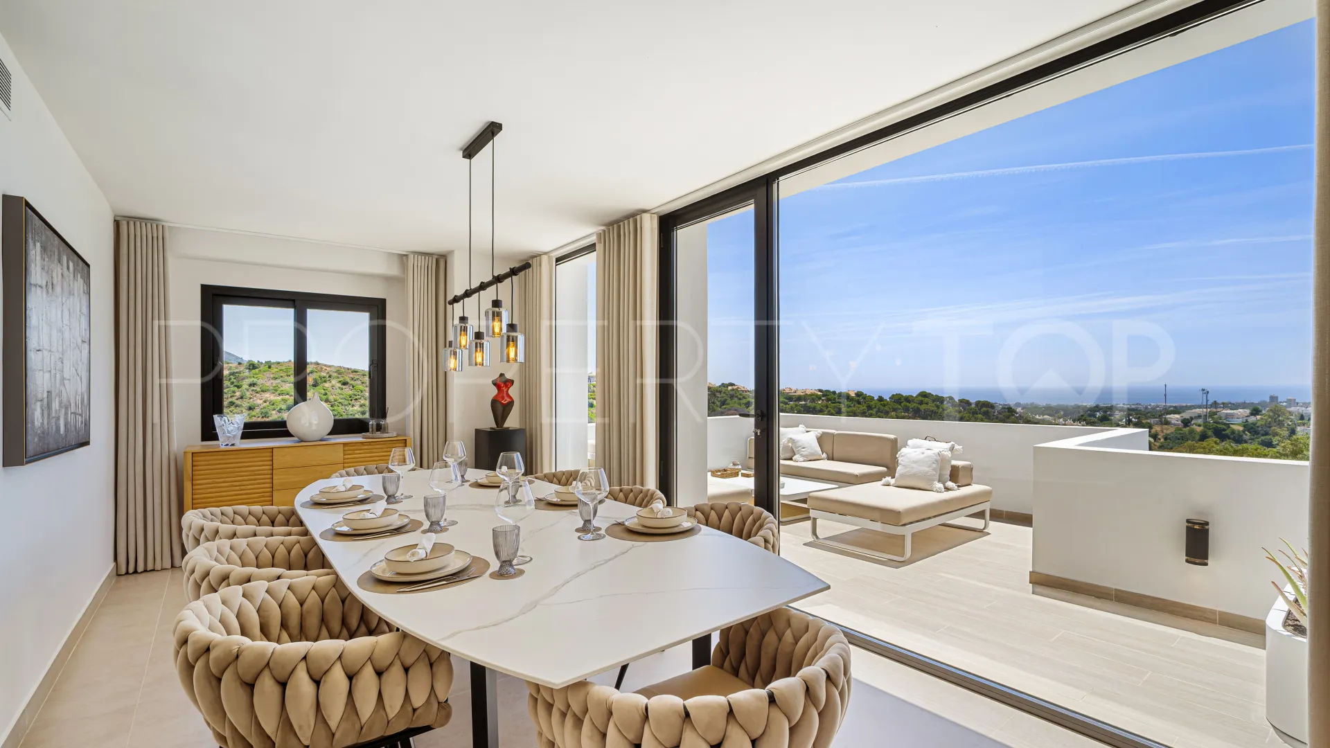 Comprar villa en Las Lomas de Nueva Andalucia