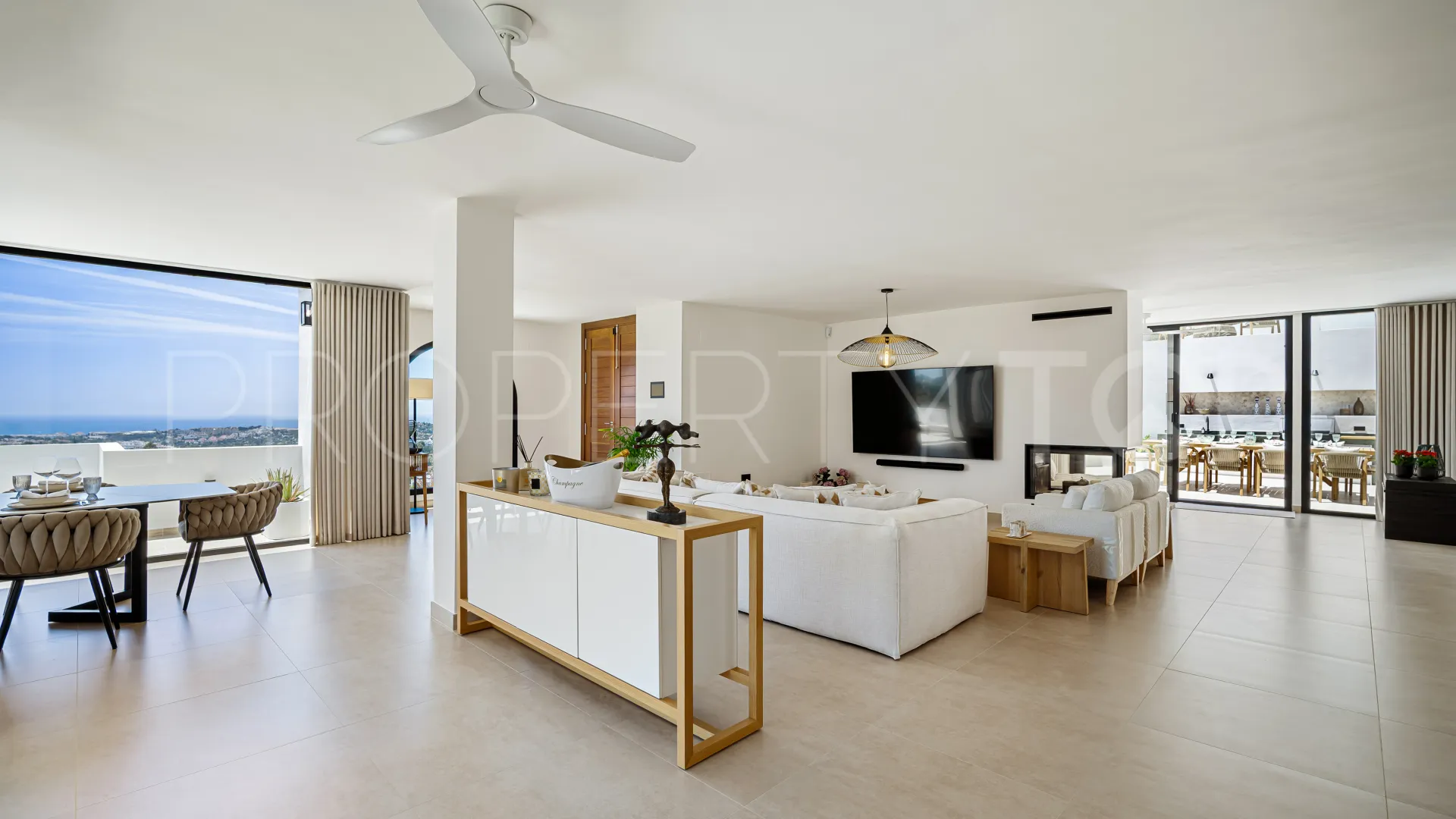Comprar villa en Las Lomas de Nueva Andalucia