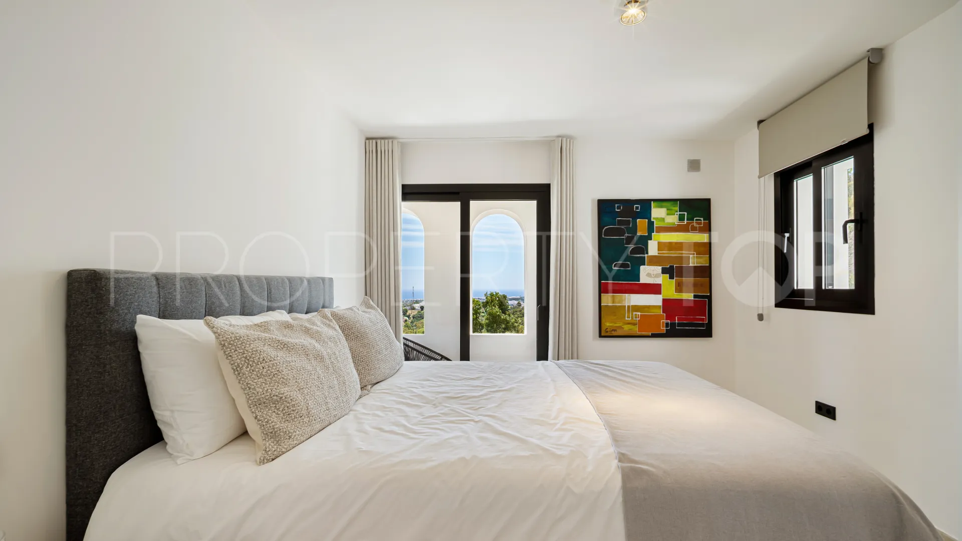 Comprar villa en Las Lomas de Nueva Andalucia