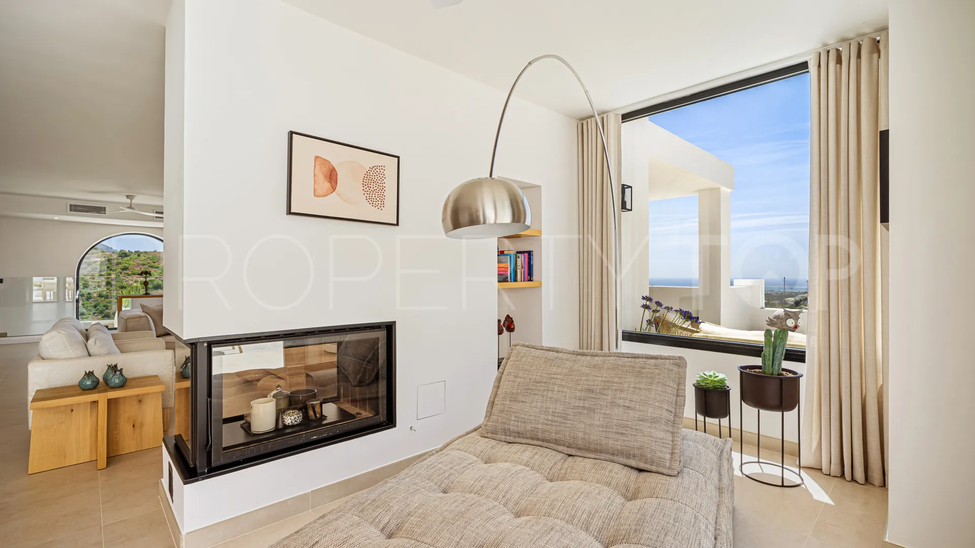Comprar villa en Las Lomas de Nueva Andalucia