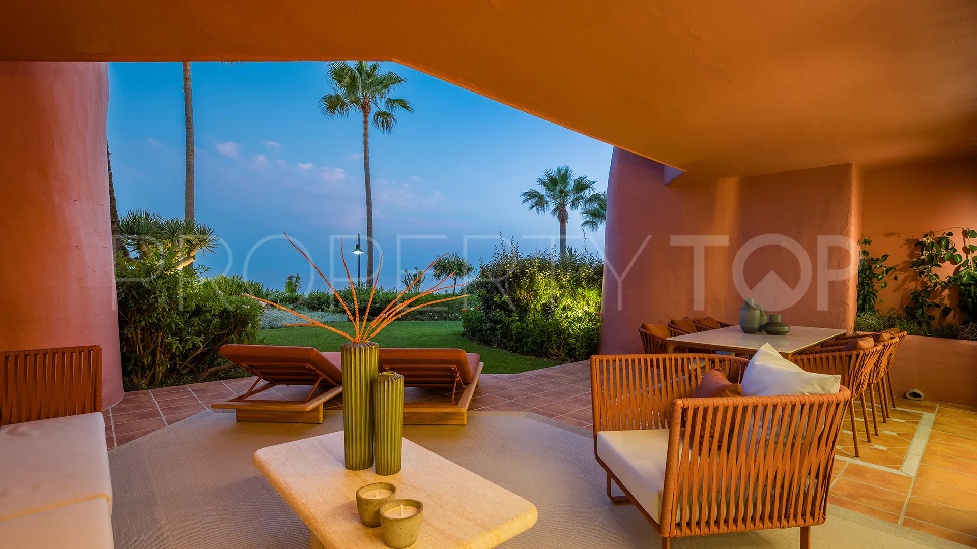 Apartamento en venta en Menara Beach