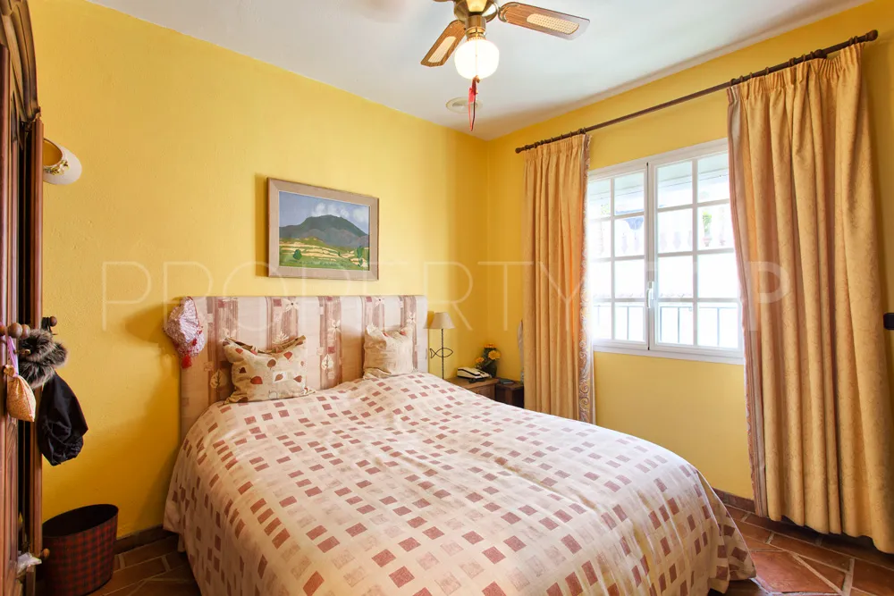 3 bedrooms Benahavis Centro town house for sale