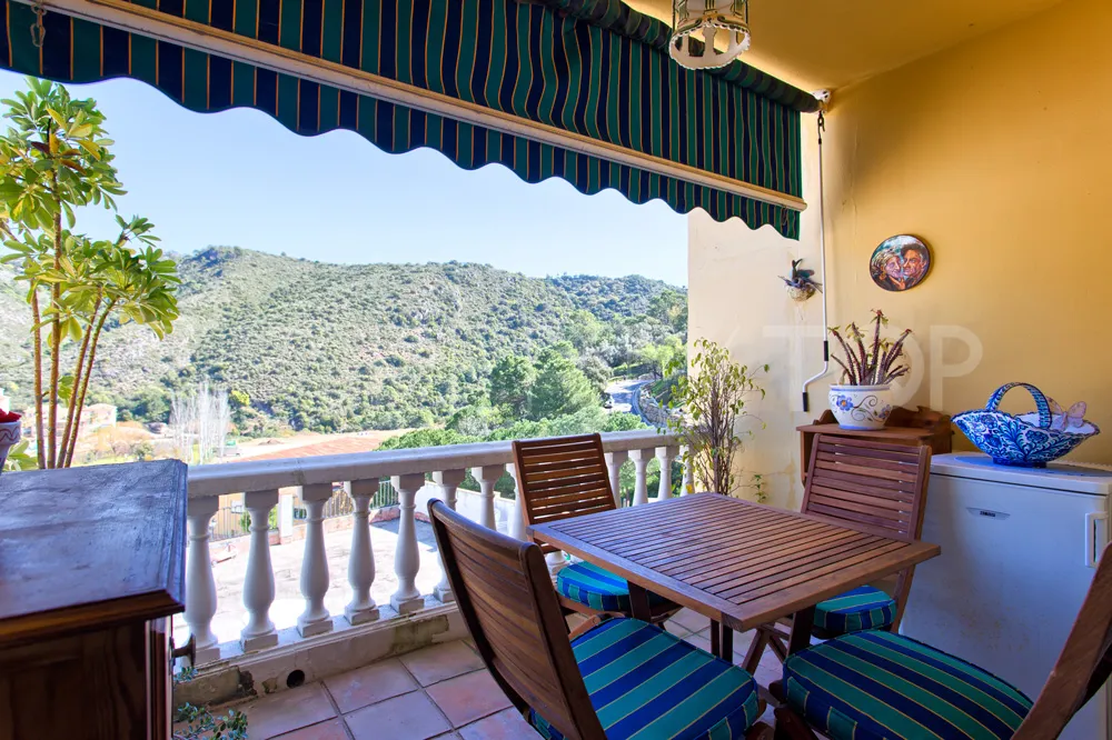 3 bedrooms Benahavis Centro town house for sale