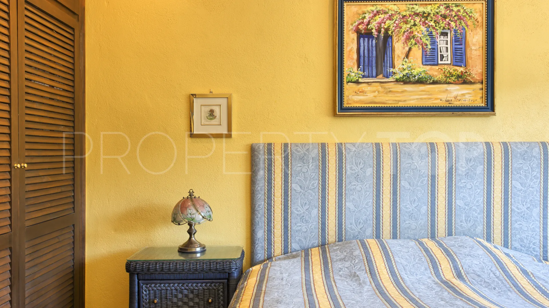 3 bedrooms Benahavis Centro town house for sale