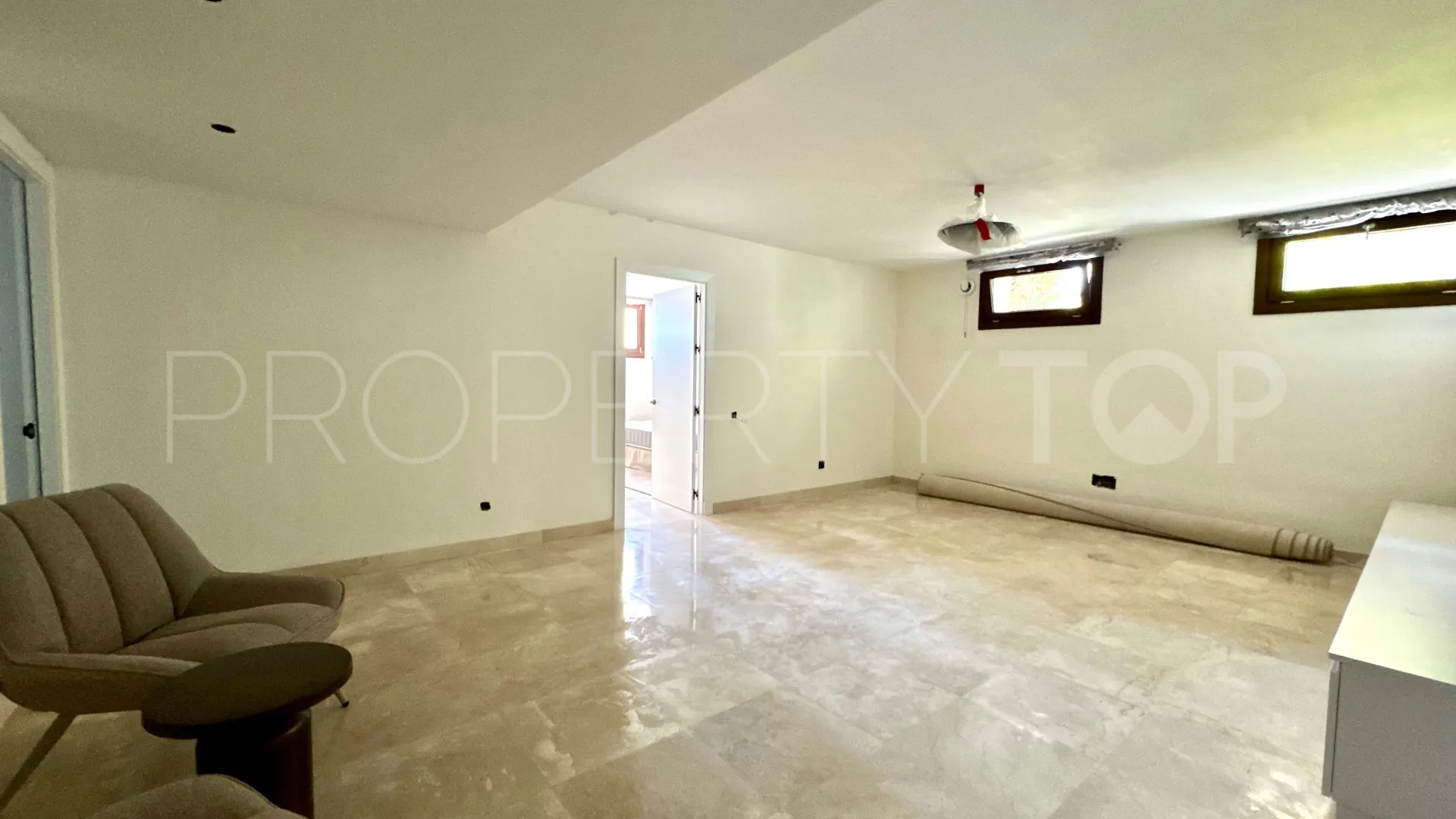 House for sale in La Capellania with 6 bedrooms
