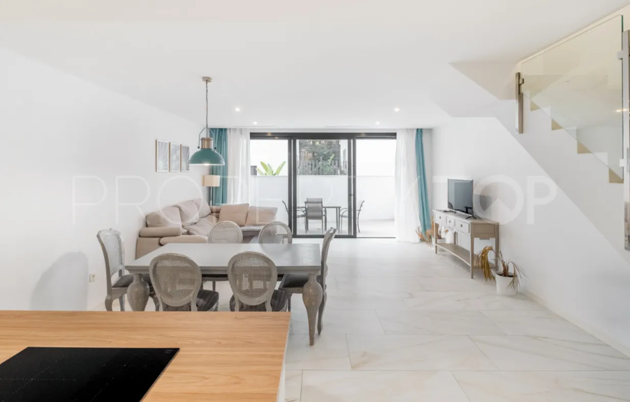Adosado a la venta de 3 dormitorios en Los Naranjos de Marbella