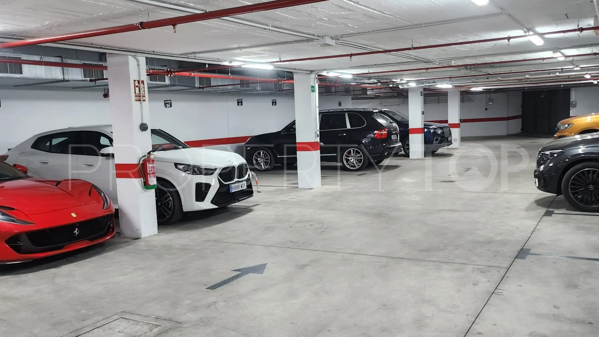 Adosado a la venta de 3 dormitorios en Los Naranjos de Marbella