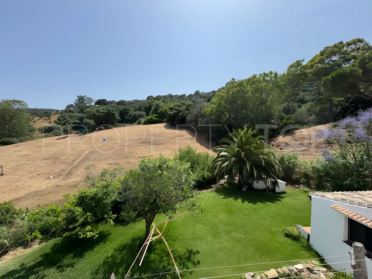 Villa for sale in Casares