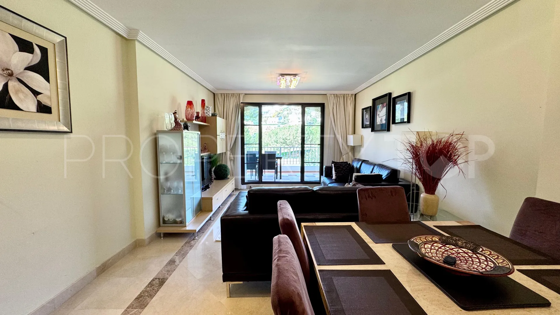 Comprar apartamento con 3 dormitorios en Los Arqueros