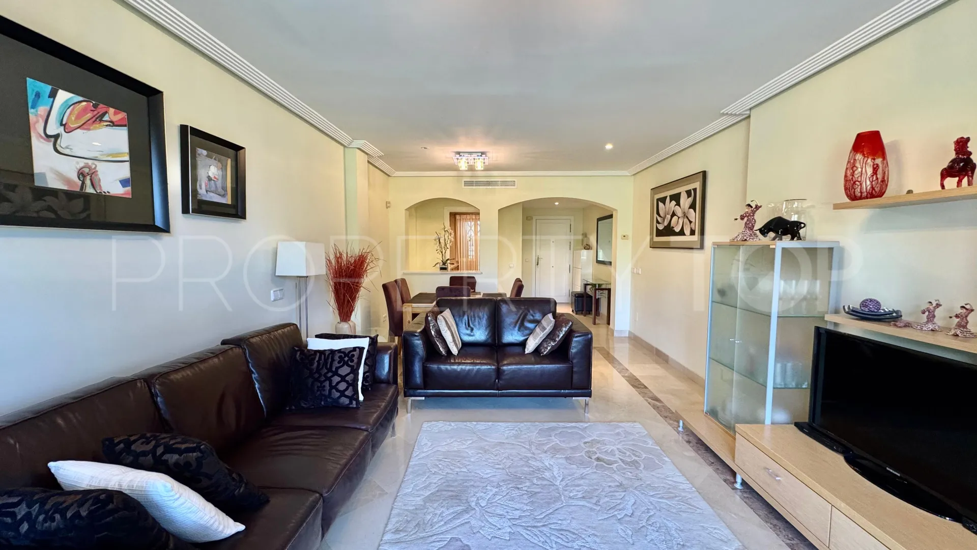 Comprar apartamento con 3 dormitorios en Los Arqueros