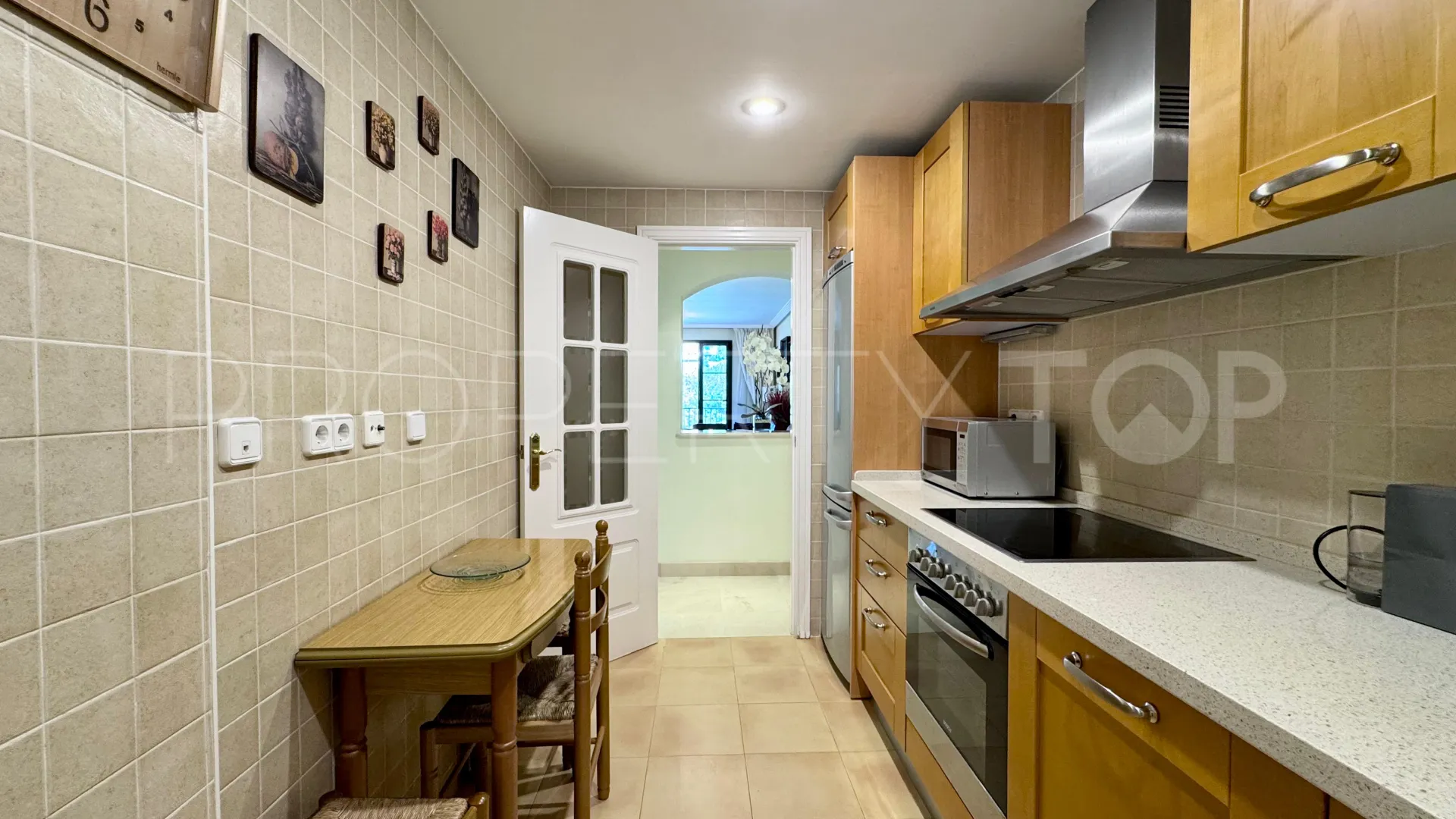 Comprar apartamento con 3 dormitorios en Los Arqueros