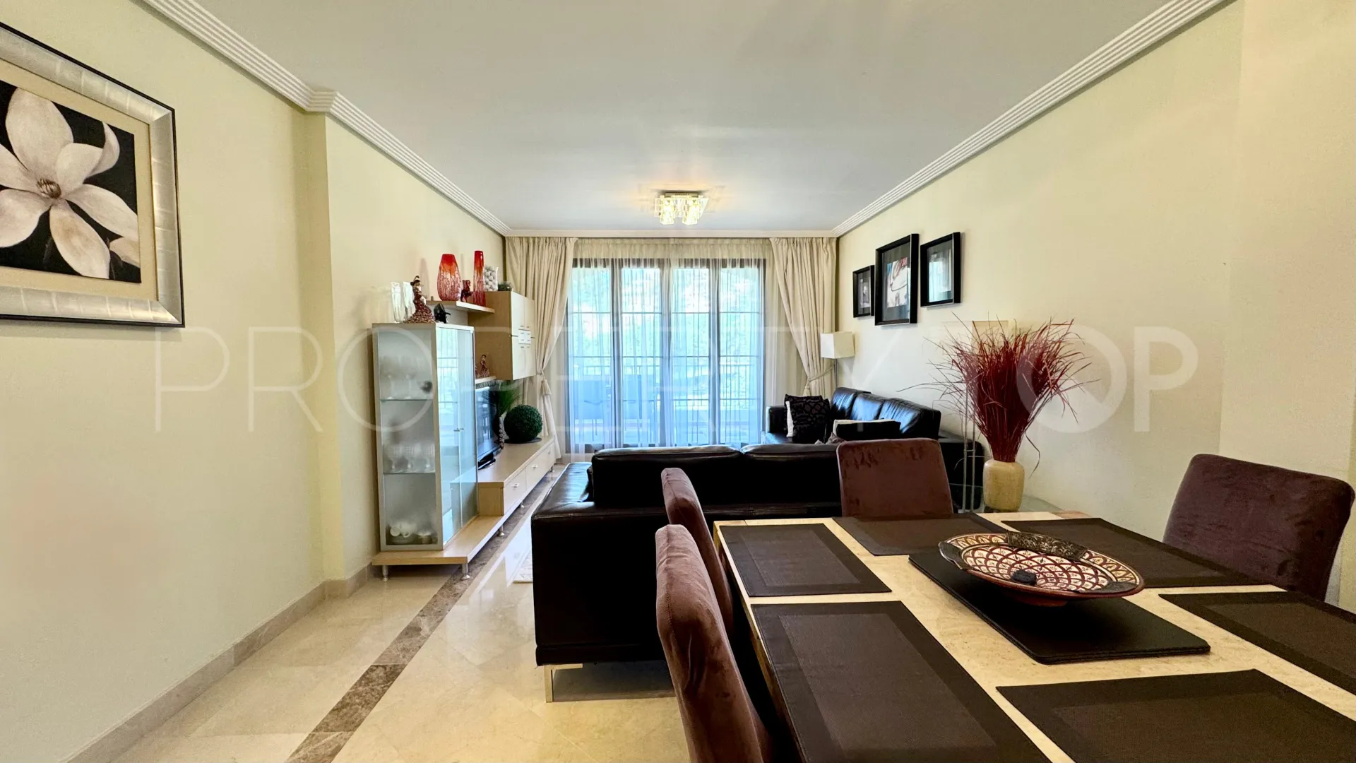 Comprar apartamento con 3 dormitorios en Los Arqueros