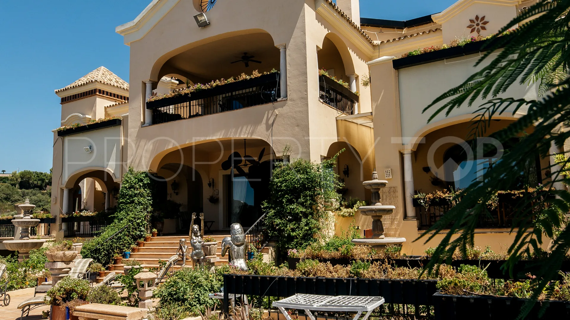 12 bedrooms villa in La Zagaleta for sale