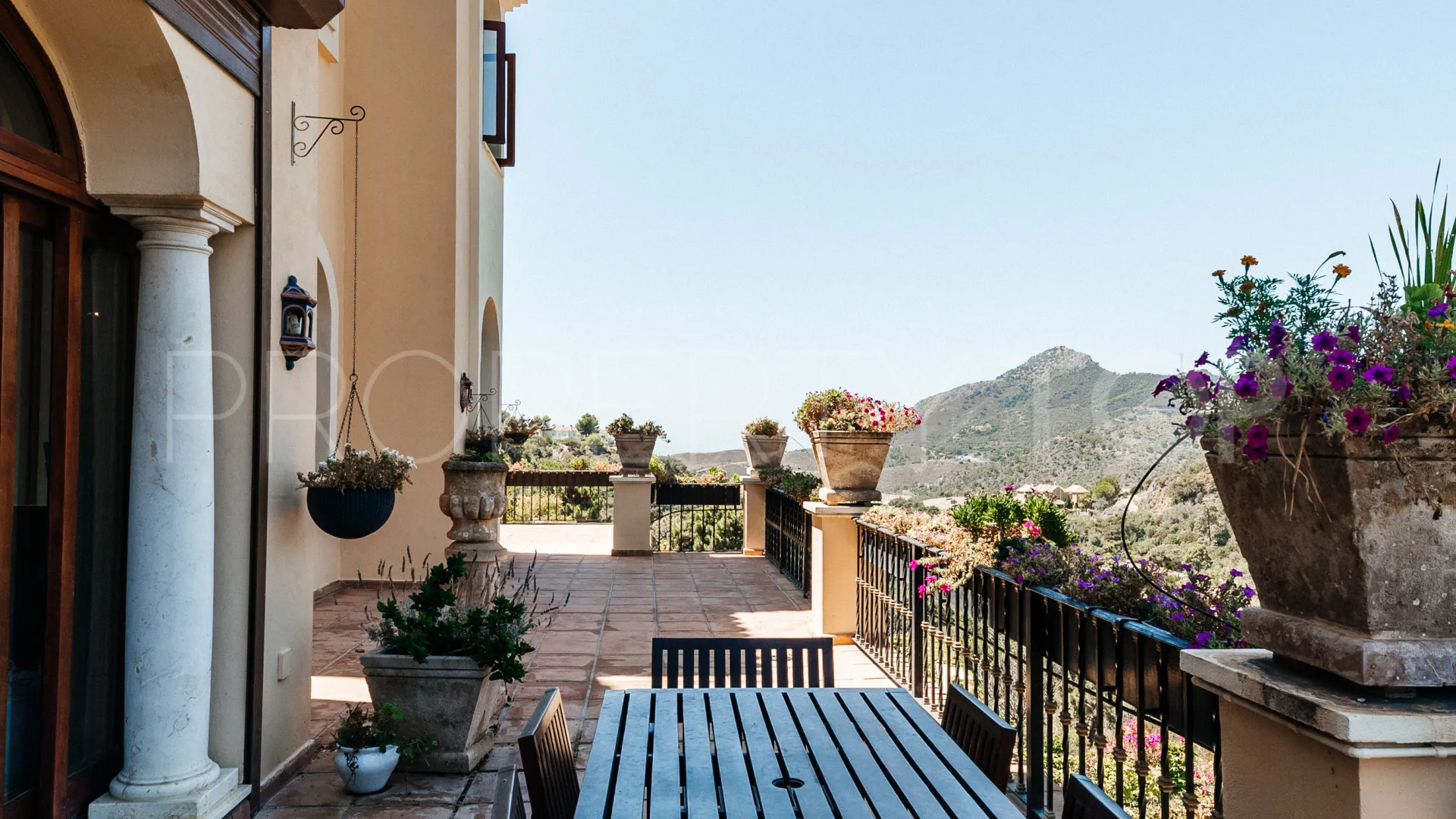12 bedrooms villa in La Zagaleta for sale