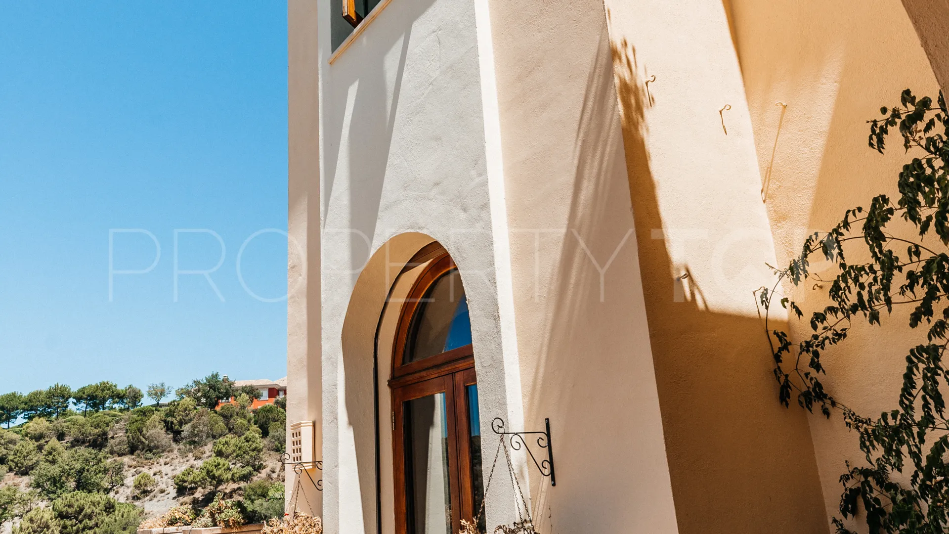 12 bedrooms villa in La Zagaleta for sale