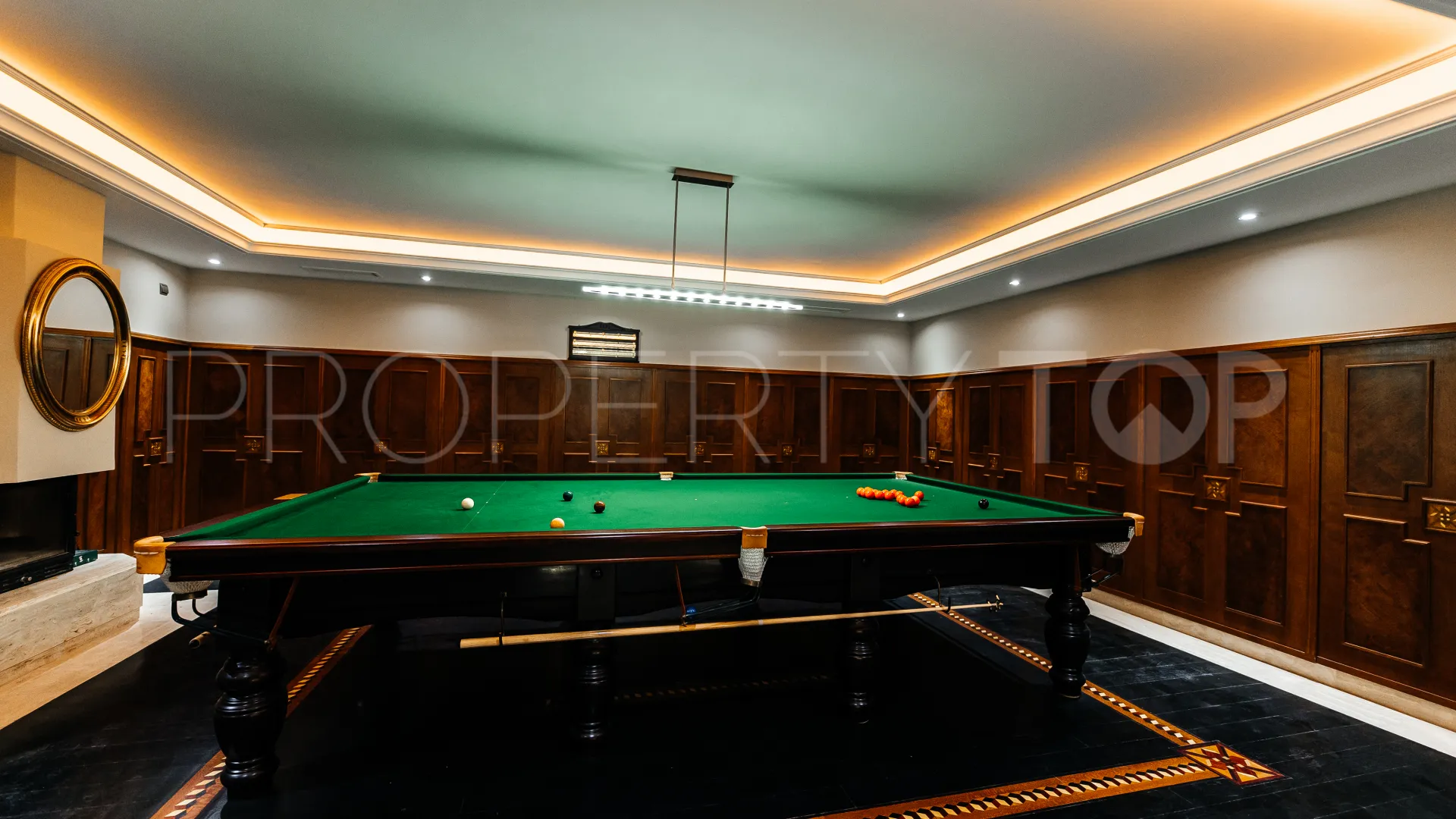 12 bedrooms villa in La Zagaleta for sale