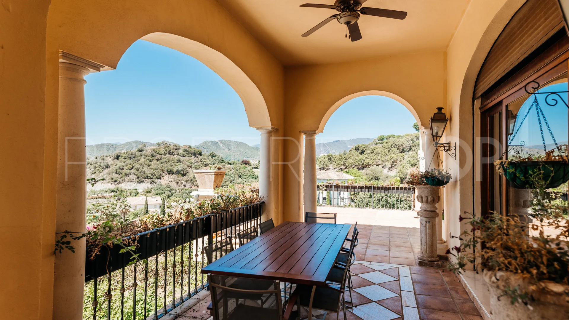 12 bedrooms villa in La Zagaleta for sale