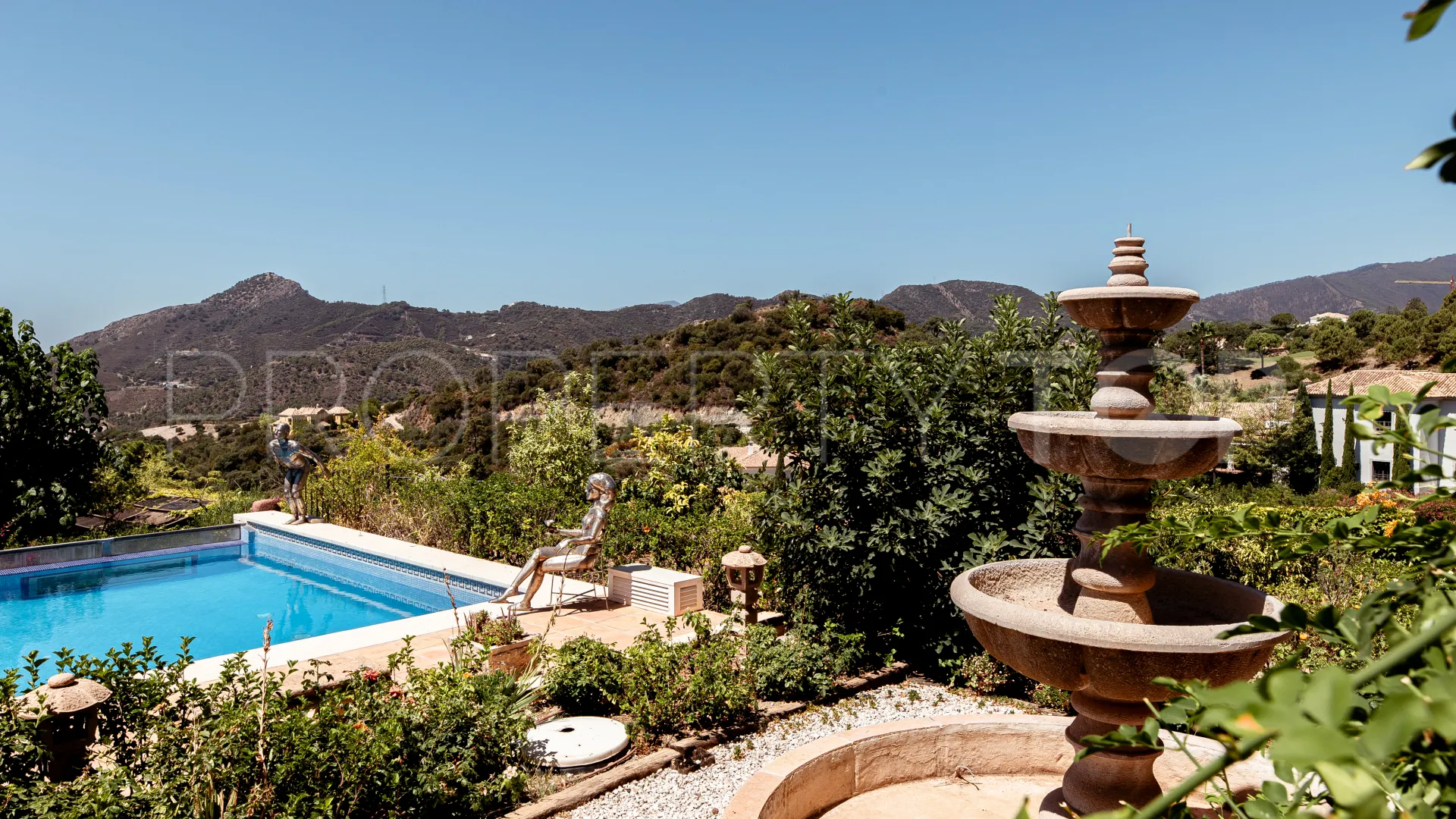 12 bedrooms villa in La Zagaleta for sale