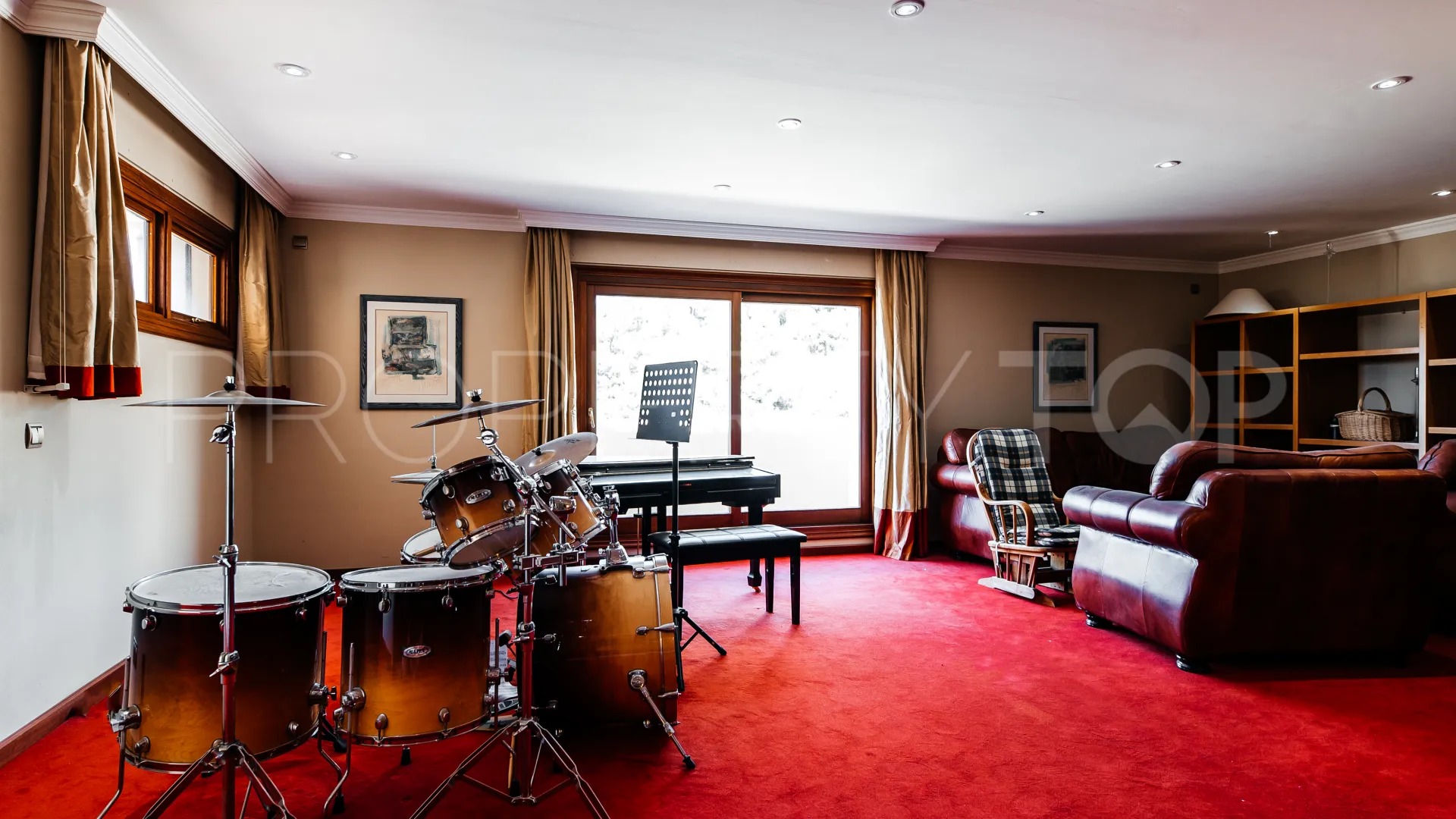 12 bedrooms villa in La Zagaleta for sale